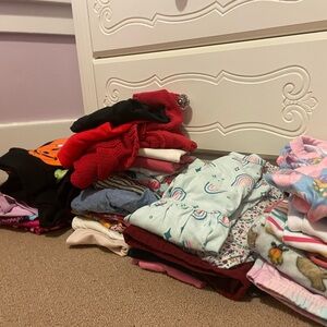 Toddler girl 2T/ 3T clothes